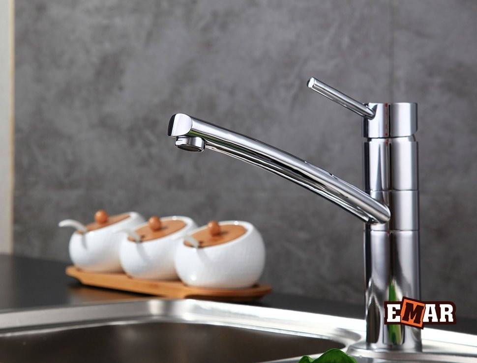 Смеситель кухонный Emar ЕС - 3011 хром